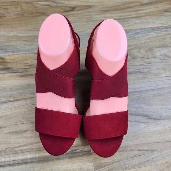 💜American Eagle Red Suede Open Toe Wedge Sandals Size 8.5 - Picture 3 of 12